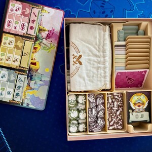 Inserto y extensión Navouria | Organizador de cajas de juegos | Almacenamiento 3D | Montaje rápido | Compatible con juegos completos | Inserto para juegos de mesa