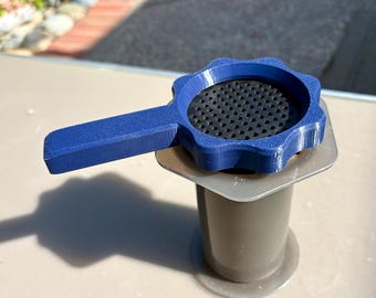 Oversized AeroPress Filter Cap Wrench | Extra Torque Handle Tool to Remove Stuck Filter Cap | 3D Printed Coffee Accessory for Aeropress