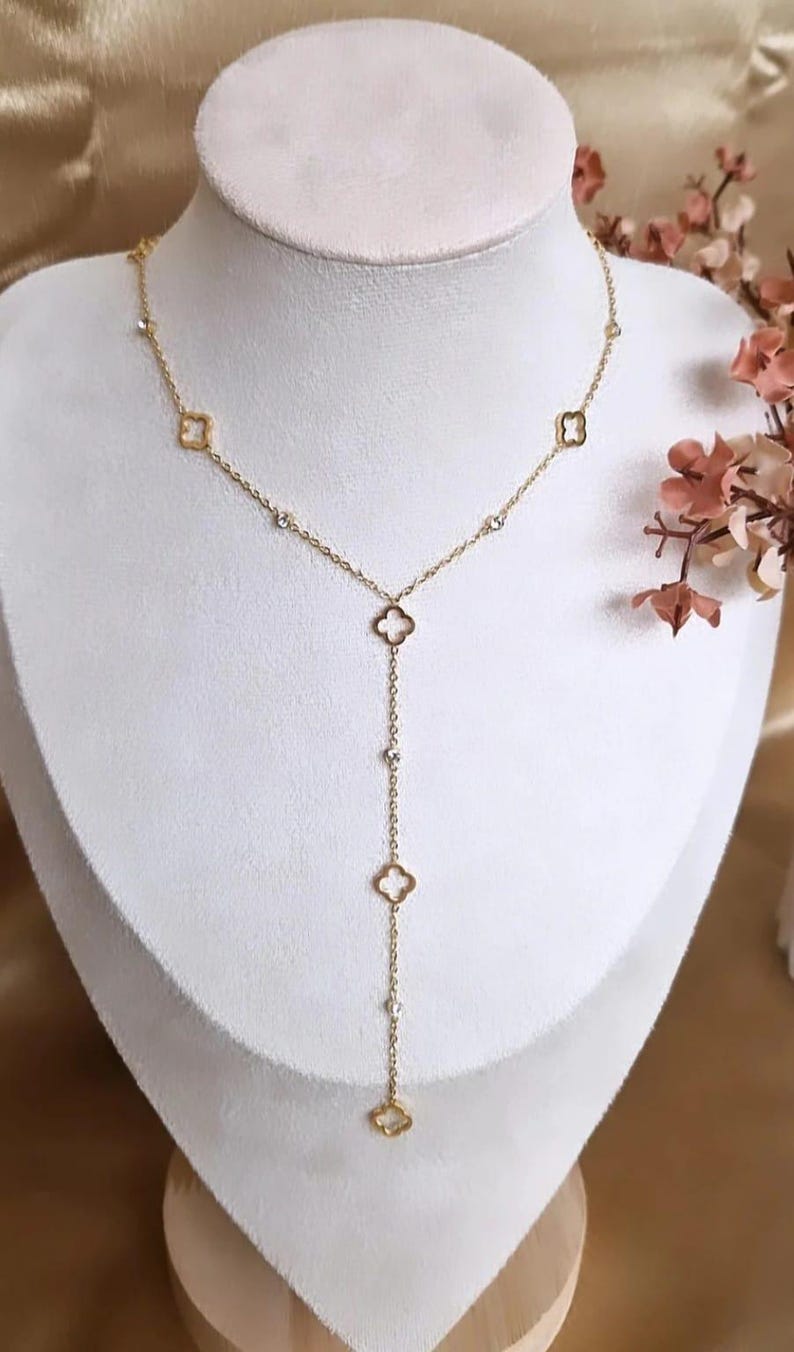 Collier acier inoxydable cœurs nacrés ou trèfle et oxyde de zirconium