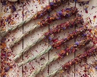 Seagrass Twists Floral Treats for Rabbits, Rose Petal, Calendula, Myosotis, Small Pets