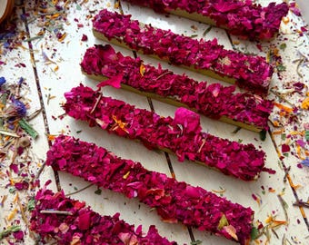 Timothy Hay and Rose Bars with Flower Petals - Spoil Your Furry Friends at Snack Time. Rabbits, Chinchillas Hamsters and Small Animals