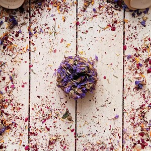 Floral Timothy Hay Donut Mix Treats for Rabbit, Guinea Pig, Hamster, Chinchilla and other Small Animals