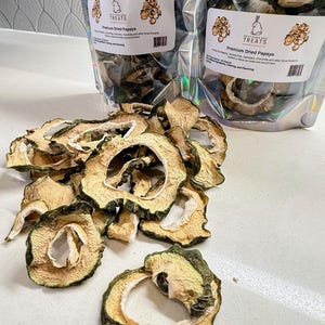 Fresh Dehydrated Dried Papaya Chips for Rabbits, Chinchillas, Guinea Pigs, Hamsters, or other Small Animals