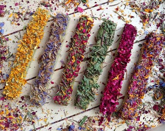 Floral Timothy Hay Bars – Natural Forage Treats for Small Pets