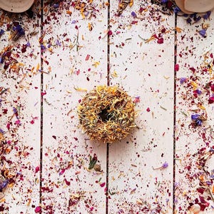 Floral Timothy Hay Donut Mix Treats for Rabbit, Guinea Pig, Hamster, Chinchilla and other Small Animals