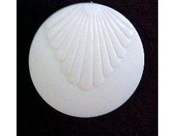 Cream Shell Button (00160)*Available in Quantity*