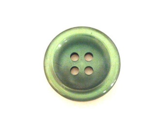 Grass Green Nylon Glow button (no.00900)
