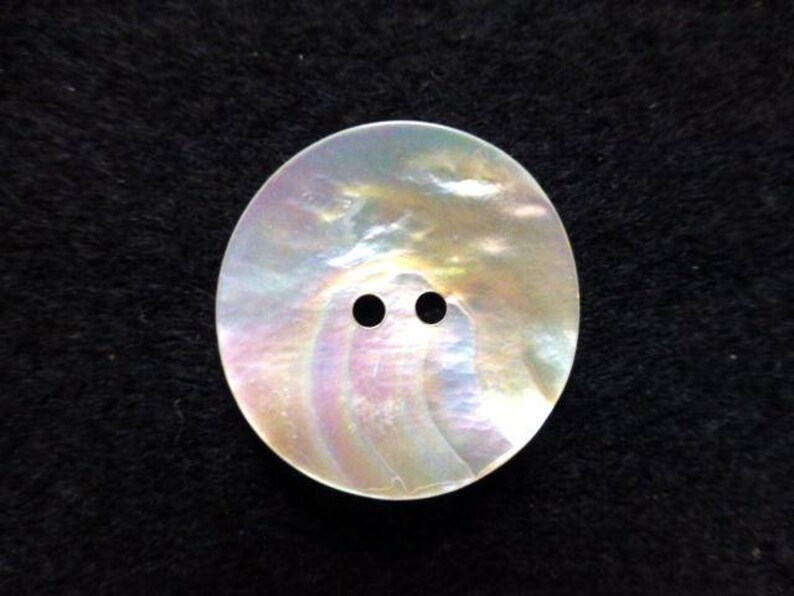 no.00750 *Available in Quantity* White Rainbow Mother-of-Pearl 2 Hole button