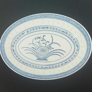 Chinese Oval Blue and White Floral Rice Grain Small Porcelain Plate