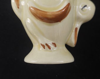Taza para huevos con forma de pelícano, cigüeña o pato.
