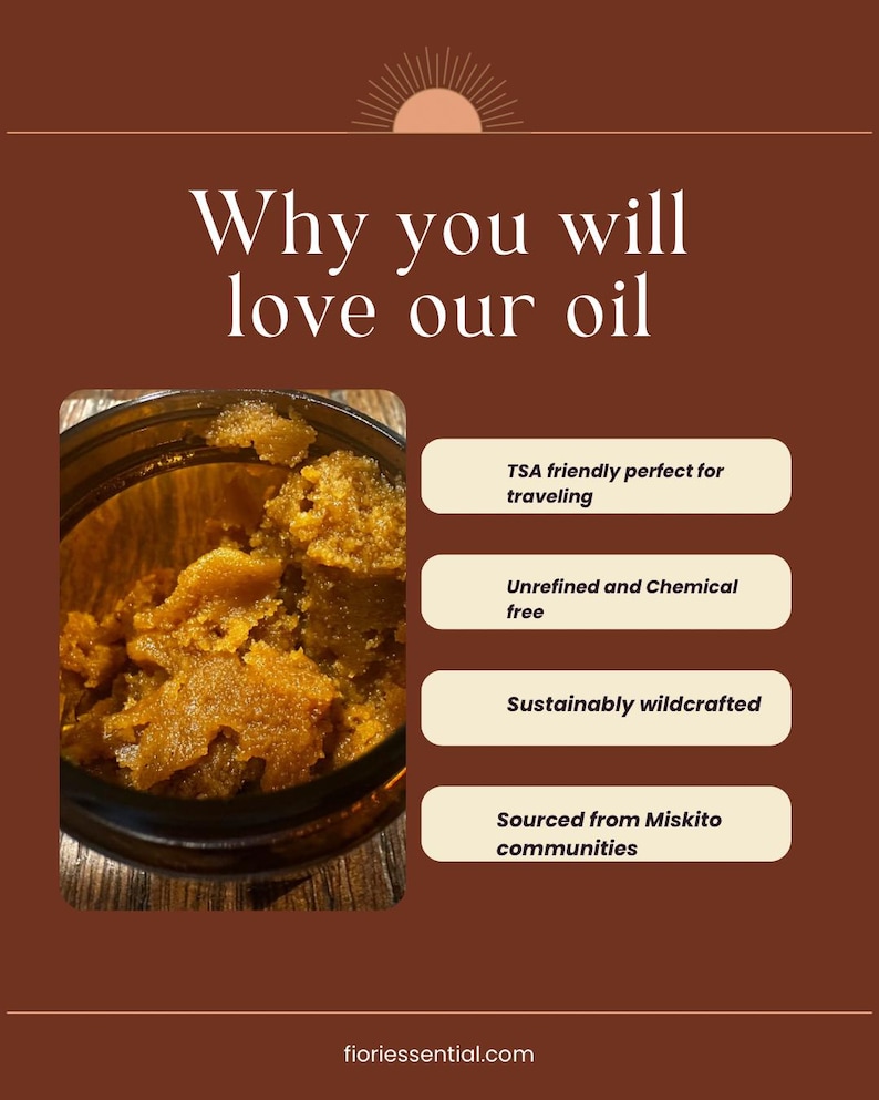 Puede incluir: Un gr&aacute;fico marr&oacute;n con el texto &laquo;Por qu&eacute; te encantar&aacute; nuestro aceite&raquo;. La imagen incluye un primer plano de un tarro con una sustancia marr&oacute;n dorada. El texto a la derecha indica que el aceite es apto para la TSA, sin refinar, recolectado de forma sostenible y procedente de comunidades miskitas.