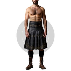 Men&#39;s Bold Black Leather Kilt – Edgy & Timeless – Handmade Genuine Leather Pleated Kilt – Cosplay Leather kilt – Medieval kilt