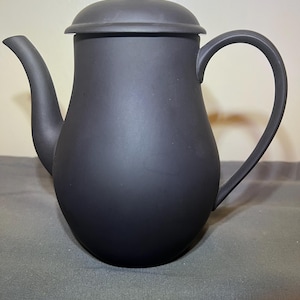 Wedgwood Jasperware Black Basalt 7” Teapot Wih Lid