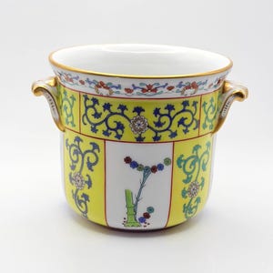 Herend RARE Handled Cachepot Planter Hand-Painted Siang Jaune Yellow Dynasty, 24k Gold Accents
