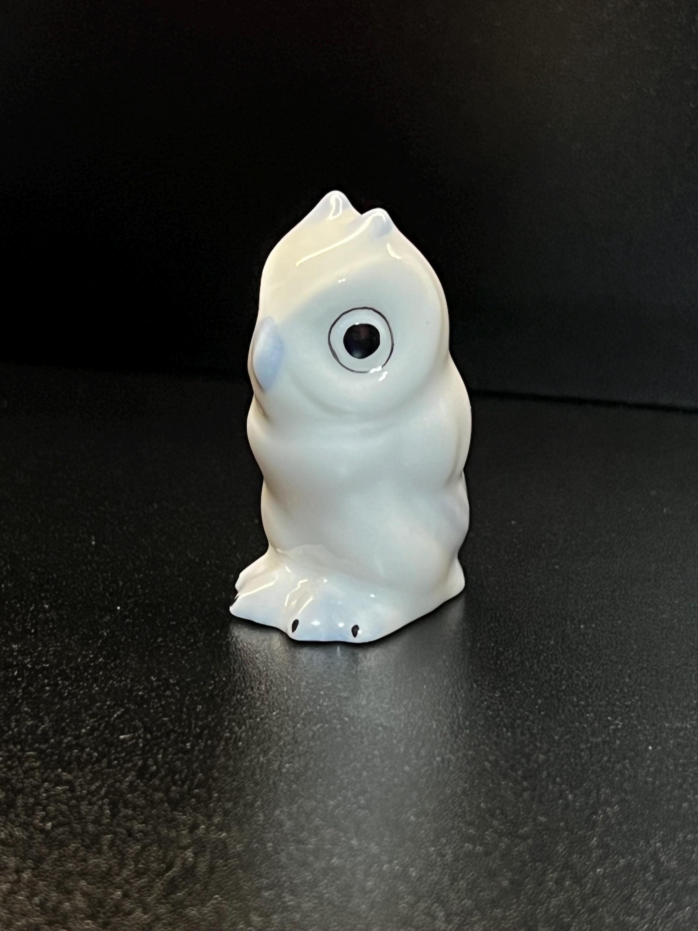 Herend Figurine - White Porcelain Baby Owl Minimally Handpainted
