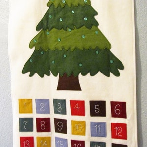 Felt Advent Calendar Pattern, Instant Download pdf, Christmas Advent Wall Hanging, Christmas Sewing Pattern image 4