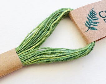 Bright Green Linen Bookbinding Thread, Plant Dyed 25/3 Coats Barbour