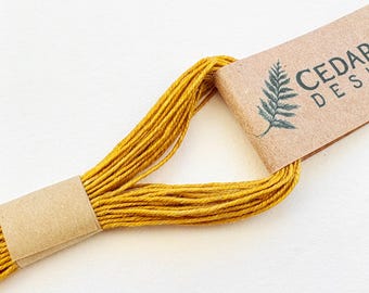 Mustard Yellow Naturally Dyed Linen Bookbinding Thread, Marigold Dyed 25/3 Coats Barbour