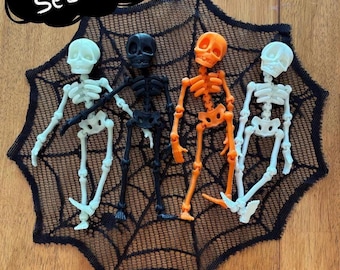 3D Printed Articulated Skeleton Toy: Halloween Decor, Spooky Gift