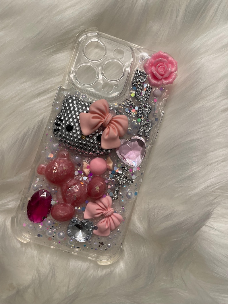 Rosa Bling Hello Kitty iPhone-skal: Trendigt personligt mobilskal bild 1
