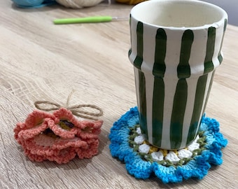 Padrão de porta-copos de flores de crochê: design dobrável 2 em 1 (padrão digital em PDF)