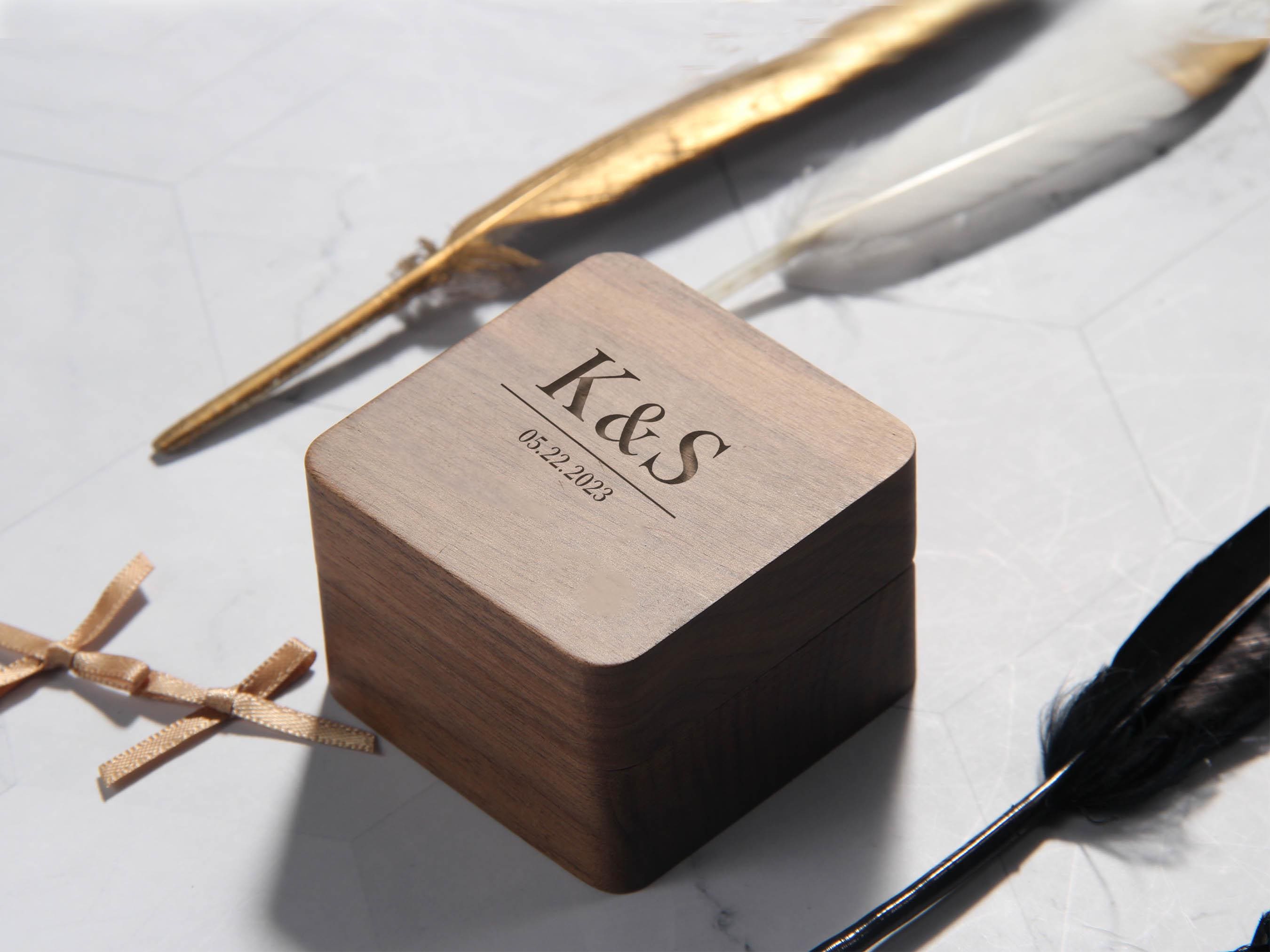 Golden snitch ring box - Etsy 日本
