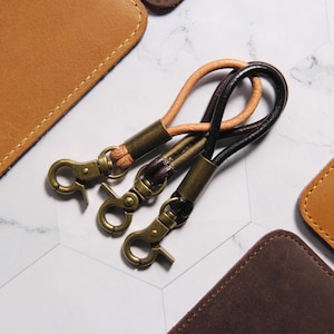 Handmade Leather Keychain Set, Retro Metal Buckle, Key Fob Wristlet, 3.4 Inch, Gift for Him