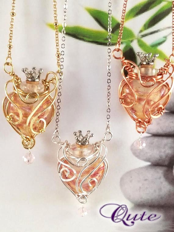 Etsy diffuser shop necklace