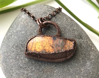 Colgante de labradorita de cobre electroformado / Collar de piedra naranja estilo boho