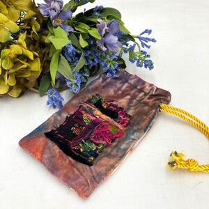 Bolsa de terciopelo de seda pintada a mano con diseño de puesta de sol rosa, con cordón, cristales, amuletos, joyas, recuerdos para teléfonos inteligentes, cartas del tarot, bolsa para medicamentos, firmada, 7 x 9 pulgadas