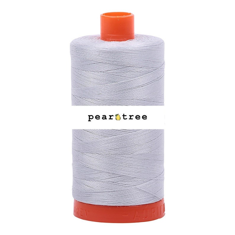 Hilo de algodón Aurifil Mako liso - Gris paloma - 50wt 1422 yardas / Mercería / A1050-2600 imagen 1