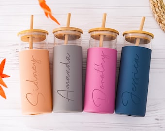 Custom Glass Tumbler with wooden straw,Engraved Glass Tumbler with Silicone sleeve,Hot/Cold Tumbler,Mother’s Day Gifts,Bridesmaids Gifts