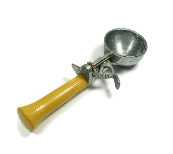 vintage ice scoop
