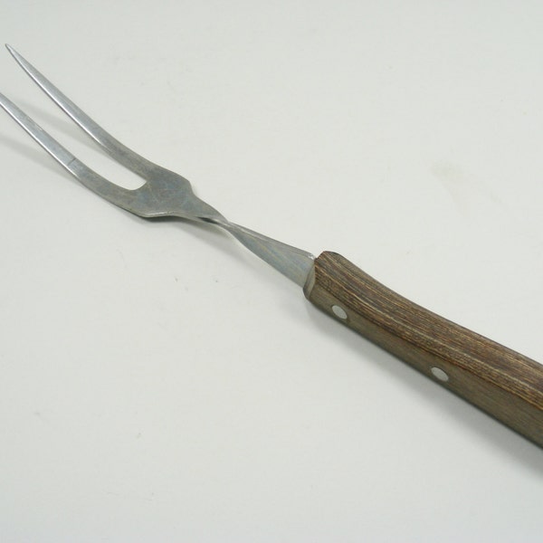 Wood Handle Carving Fork with a TWIST