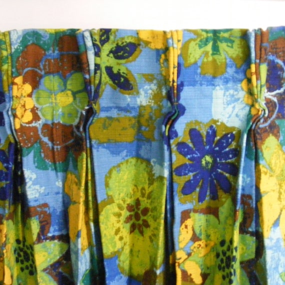 Pair Of Vintage Curtain Panels Big Florals Blue Green Yellow Brown 37 X 57 1960 S Style Window Treatments Pinch Pleat Construction