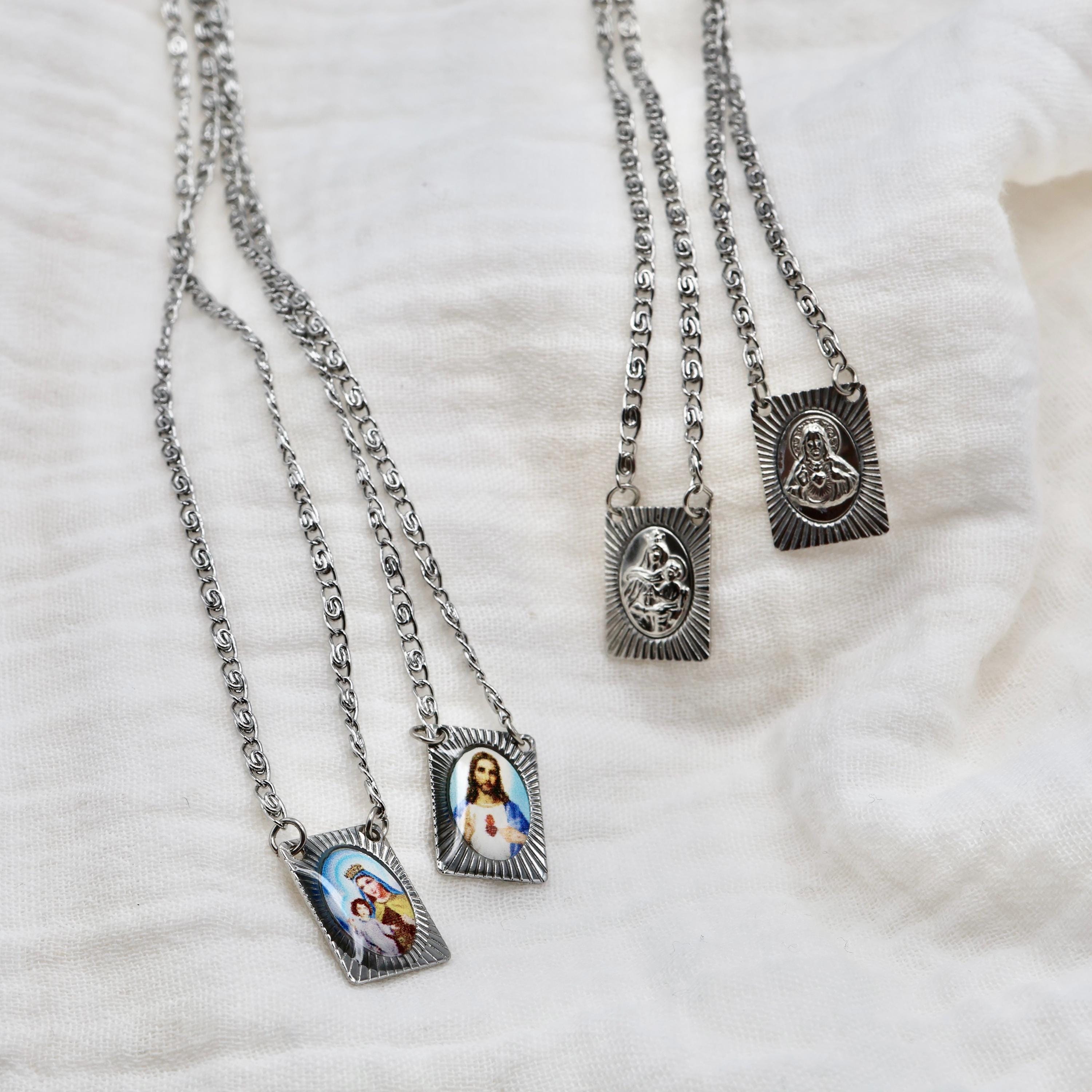Escapulario necklace - Etsy 日本