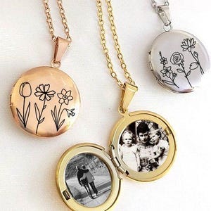 Engraved Photo Flower Locket Necklace: Personalized Memorial Gift