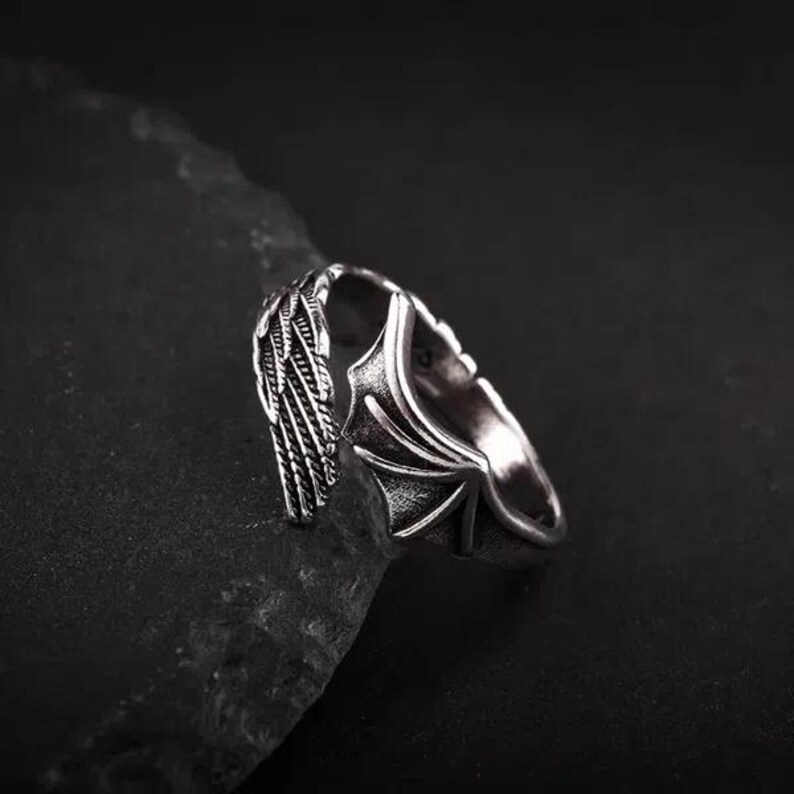 Vintage Bat Wing Ring, Gothic Angel Devil Ring, Custom Engraving image 8