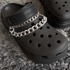 7 Stylish Shoe Chain – Trendy & Versatile Designs 5