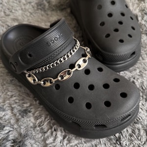 7 Stylish Shoe Chain – Trendy & Versatile Designs 6