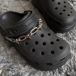7 Stylish Shoe Chain – Trendy & Versatile Designs 1