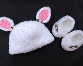 Bunny hat and booties for baby girl