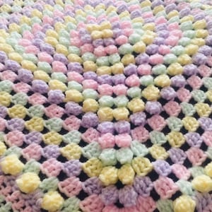 Rainbow Granny pattern