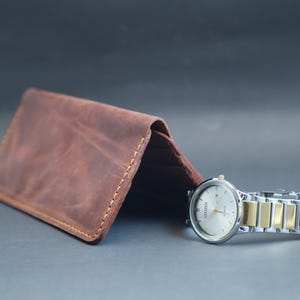 Cartera vintage de cuero hecha a mano – Cartera plegable de grano completo para hombre – Cartera minimalista marrón rústica