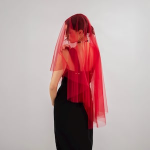 Red Blusher Wedding Veil - Alternative Red Goth Veil With Hair Comb