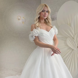Princess Wedding Dress | Draped Wedding Dress | Organza Wedding Dress | Luxury Wedding Dress | Floral Wedding Dress |Laser Cut Wedding Dress