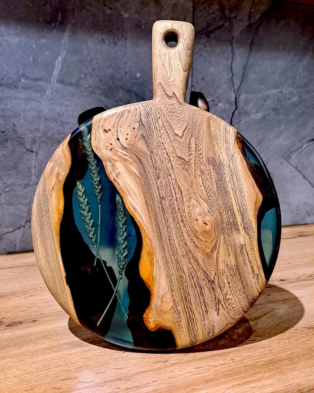 Image showcasing Название: Unique Burl Elm Cutting Board With Resin Inlay | Charcuterie ...