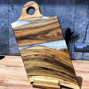 OakPointStands Wood Serving Board - Handmade Wooden Cutting Board