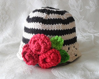 Maglia rosa bambino cloche knitting Rose Baby cappello di cotone a maglia baby hat con rose baby doccia a maglia regalo regalo per la nuova mamma