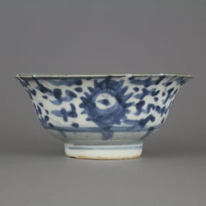 Antique Chinese Blue and White Porcelain Lotus & Lingzhi Pattern Rice Bowl - Qing Dynasty